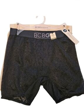 BCBGeneration Luxe Bling Lace Short -Size Medium Underwear - Black & Pink 2-Pack